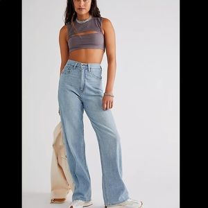 Levi’s Premium High Loose light wash jean